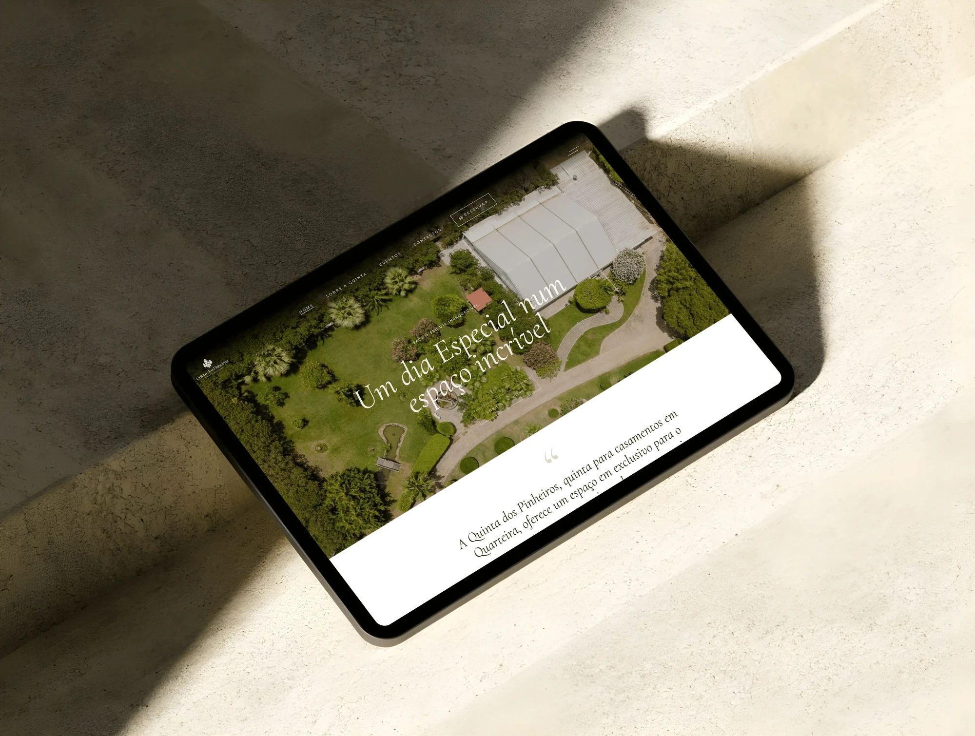 Quinta dos Pinheiros: Website e marca para uma quinta, com sessão fotográfica e vídeo de drone.